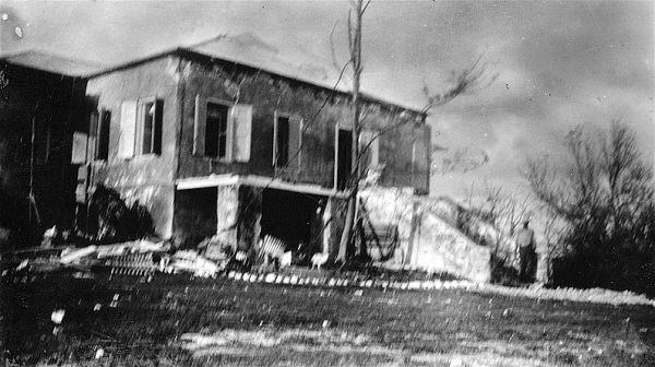 Orkanen 1928 Strawberry Hill St Croix mod syd vest efter orkanen 13 september 1928 DVS 0066