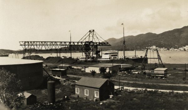 Hassel Island   Kulkran og depot